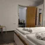 With Free Parking Apartament